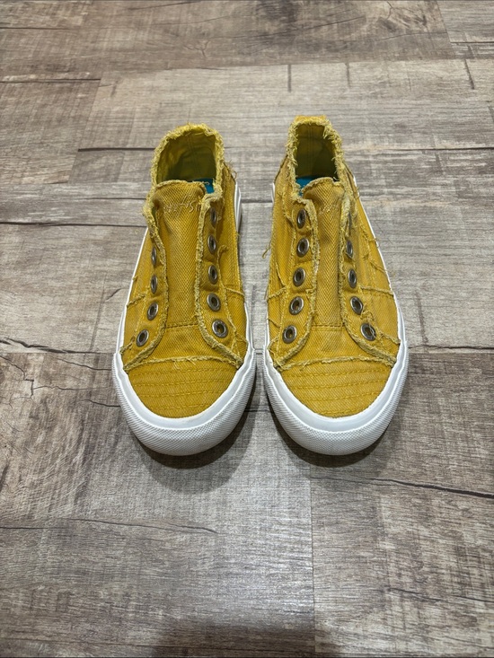 Blowfish Other - Blowfish Malibu Sneakers Slip-On Canvas in Mustard Yellow Size 7